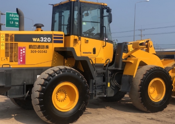 ขายรถตักล้อยาง KOMATSU WA320-6 ปี 2014 นำเข้าเองจากญี่ปุ่น สภาพสวยพร้อมใช้งาน มีVDOการทำงานครับ