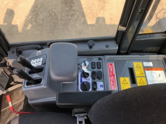 ขายรถตักล้อยาง KOMATSU WA320-6 ปี 2014 นำเข้าเองจากญี่ปุ่น สภาพสวยพร้อมใช้งาน มีVDOการทำงานครับ