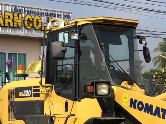 ขายรถตักล้อยาง KOMATSU WA320-7 ปี 2015 นำเข้าเองจากญี่ปุ่น สภาพสวยพร้อมใช้ มีVDOการทำงานครับ
