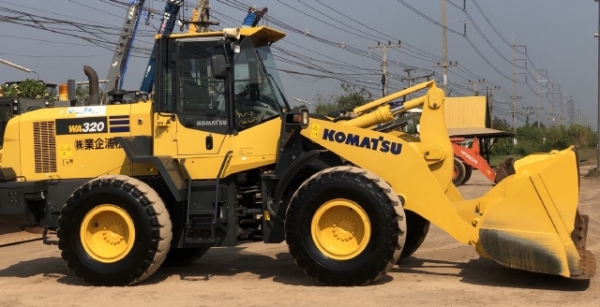 ขายรถตักล้อยาง KOMATSU WA320-7 ปี 2015 นำเข้าเองจากญี่ปุ่น สภาพสวยพร้อมใช้ มีVDOการทำงานครับ ขายรถตักล้อยาง KOMATSU WA320-7 ปี 2015 นำเข้าเองจากญี่ปุ่น สภาพสวยพร้อมใช้ มีVDOการทำงานครับ