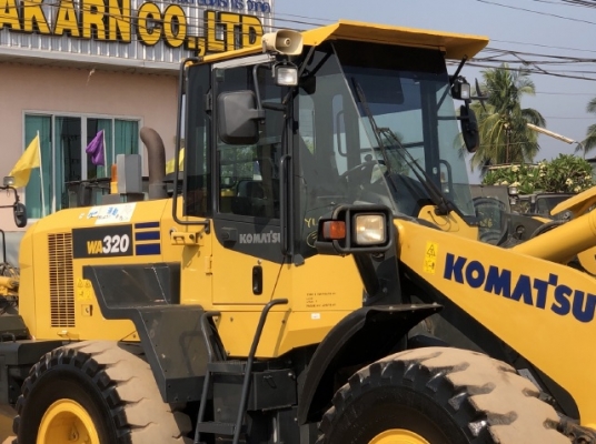 ขายรถตักล้อยาง KOMATSU WA320-7 ปี 2015 นำเข้าเองจากญี่ปุ่น สภาพสวยพร้อมใช้ มีVDOการทำงานครับ
