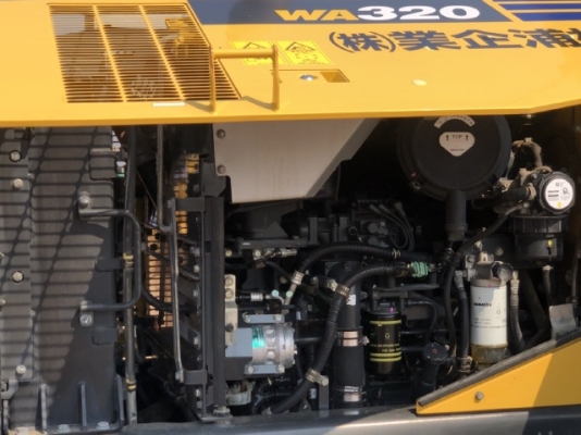 ขายรถตักล้อยาง KOMATSU WA320-7 ปี 2015 นำเข้าเองจากญี่ปุ่น สภาพสวยพร้อมใช้ มีVDOการทำงานครับ