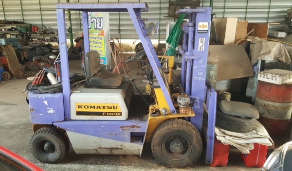 ขาย รถฟอร์คลิฟต์ 2 ตัน KOMATSU FD20-8 เสาสูง 3.60 เมตร รถใช้งานได้ปกติ ราคาต่อรองได้