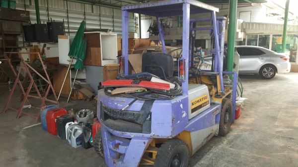 ขาย รถฟอร์คลิฟต์ 2 ตัน KOMATSU FD20-8 เสาสูง 3.60 เมตร รถใช้งานได้ปกติ ราคาต่อรองได้
