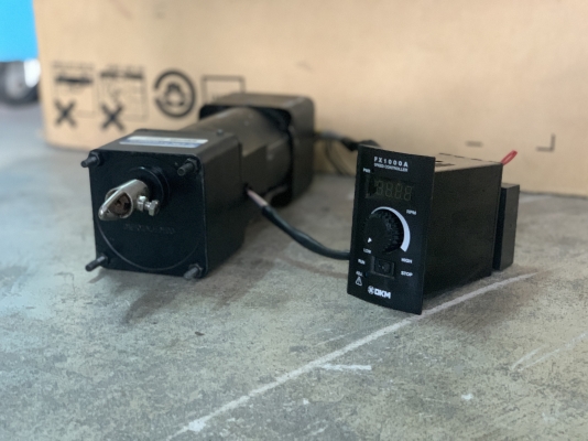 ขายมอเตอร์เกียร์ DKM 180W(1/4HP.) 220V ไฟบ้าน made in Korea พร้อมชุดปรับรอบ อุปกรณ์ครบ สภาพสวยใหม่มาก หมุนนิ่ม พร้อมใช้งาน ราคา 2,200 บาท ขายมอเตอร์เกียร์ DKM 180W(1/4HP.) 220V ไฟบ้าน made in Korea พร้อมชุดปรับรอบ อุปกรณ์ครบ สภาพสวยใหม่มาก หมุนนิ่ม พร้อมใช้งาน ราคา 2,200 บาท