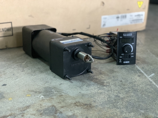 ขายมอเตอร์เกียร์ DKM 180W(1/4HP.) 220V ไฟบ้าน made in Korea พร้อมชุดปรับรอบ อุปกรณ์ครบ สภาพสวยใหม่มาก หมุนนิ่ม พร้อมใช้งาน ราคา 2,200 บาท