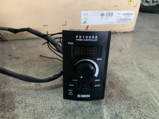 ขายมอเตอร์เกียร์ DKM 180W(1/4HP.) 220V ไฟบ้าน made in Korea พร้อมชุดปรับรอบ อุปกรณ์ครบ สภาพสวยใหม่มาก หมุนนิ่ม พร้อมใช้งาน ราคา 2,200 บาท ขายมอเตอร์เกียร์ DKM 180W(1/4HP.) 220V ไฟบ้าน made in Korea พร้อมชุดปรับรอบ อุปกรณ์ครบ สภาพสวยใหม่มาก หมุนนิ่ม พร้อมใช้งาน ราคา 2,200 บาท