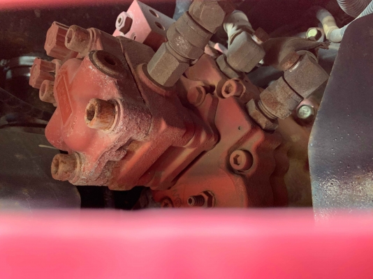 ขายรถขุด YANMAR VIO27-5 รุ่นใหม่ รถปี 2010 นำเข้าจากญี่ปุ่น