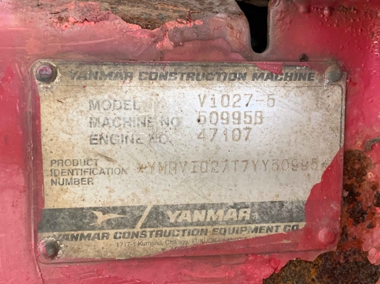 ขายรถขุด YANMAR VIO27-5 รุ่นใหม่ รถปี 2010 นำเข้าจากญี่ปุ่น