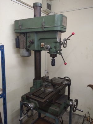 เครื่องมิลลิ่ง M3 ไฟบ้าน พร้อมปากกาขนาด 4 นิ้ว เครื่องมิลลิ่ง M3 ไฟบ้าน พร้อมปากกาขนาด 4 นิ้ว