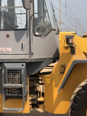 ขายรถตักล้อยาง TCM L20-3 แขนยาวพิเศษ นำเข้าจากญี่ปุ่น สภาพสวยพร้อมใช้งาน มีVDOการทำงานครับ