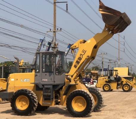 ขายรถตักล้อยาง TCM L20-3 แขนยาวพิเศษ นำเข้าจากญี่ปุ่น สภาพสวยพร้อมใช้งาน มีVDOการทำงานครับ