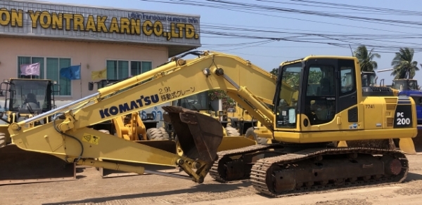 ขายรถขุด KOMATSU PC200-8 นำเข้าเองจากญี่ปุ่น สภาพสวยพร้อมใช้งาน มีVDOการทำงานครับ