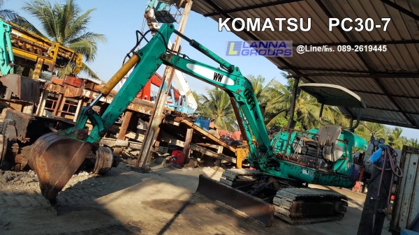 ขายรถขุดKOMATSU PC30-7 เครื่องยนต์komatsu-3D84 ,คอนโทรลน้ำมัน, ปั๊มนิ้ว, แทรคเหล็กก๊อบยาง, ใบมีด, รถ