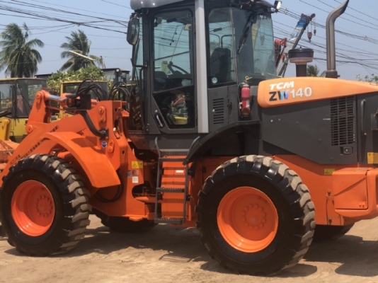 ขายรถตักล้อยาง HITACHI ZW140 (เท่าเทียบ WA200-6) ปี 2012 นำเข้าจากญี่ปุ่น มีVDOการทำงานครับ