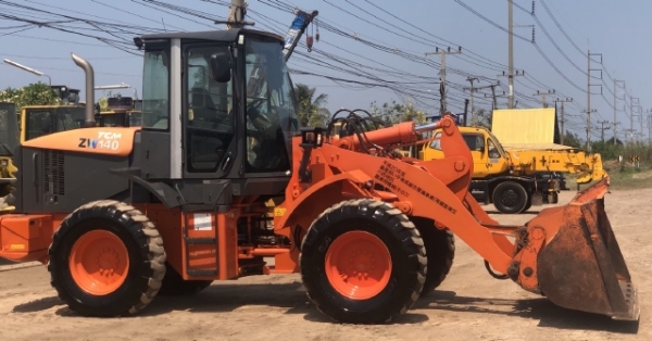 ขายรถตักล้อยาง HITACHI ZW140 (เท่าเทียบ WA200-6) ปี 2012 นำเข้าจากญี่ปุ่น มีVDOการทำงานครับ