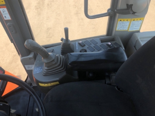 ขายรถตักล้อยาง HITACHI ZW140 (เท่าเทียบ WA200-6) ปี 2012 นำเข้าจากญี่ปุ่น มีVDOการทำงานครับ