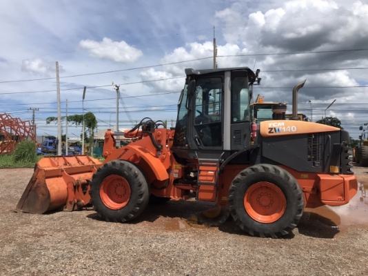 ขายรถตักล้อยาง HITACHI ZW140 (เท่าเทียบ WA200-6) ปี 2012 นำเข้าจากญี่ปุ่น มีVDOการทำงานครับ