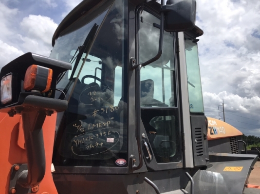 ขายรถตักล้อยาง HITACHI ZW140 (เท่าเทียบ WA200-6) ปี 2012 นำเข้าจากญี่ปุ่น มีVDOการทำงานครับ