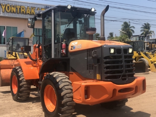 ขายรถตักล้อยาง HITACHI ZW140 (เท่าเทียบ WA200-6) ปี 2012 นำเข้าจากญี่ปุ่น มีVDOการทำงานครับ