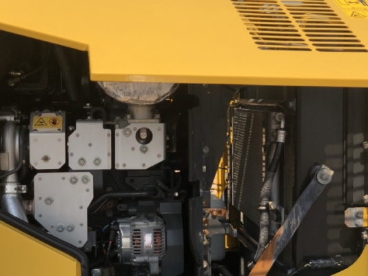ขายรถตักล้อยาง KOMATSU WA100-7 ปี 2017 นำเข้าจากญี่ปุ่น สภาพสวยพร้อมใช้งาน มีVDOการทำงานครับ