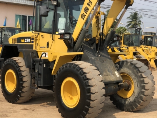 ขายรถตักล้อยาง KOMATSU WA270-5 นำเข้าเองจากญี่ปุ่น สภาพสวยพร้อมใช้ มีVDOการทำงานครับ