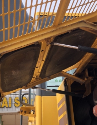 ขายรถตักล้อยาง KOMATSU WA270-5 นำเข้าเองจากญี่ปุ่น สภาพสวยพร้อมใช้ มีVDOการทำงานครับ