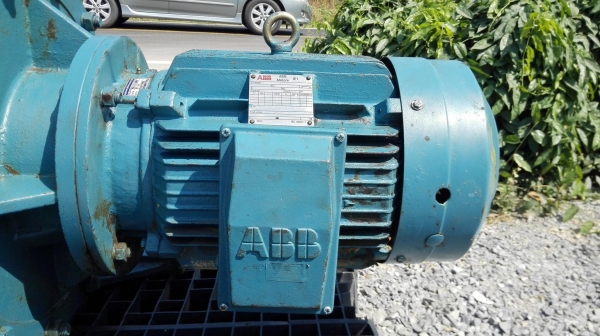 มอเตอร์เกียร์ FORCE ABB ขนาด 20 HP อัตราทด 1:59 (25 rpm) ไฟ 380V ปลายเพลา 4&rdquo; หมุนนิ่มพร้อมใช้ 
