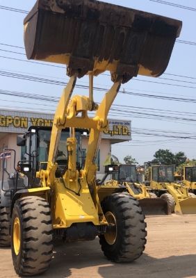 ขายรถตักล้อยาง HITACHI ZW220-5B (เทียบเท่า WA380-7) ปี 2016 นำเข้าจากญี่ปุ่น มีVDOการทำงานครับ