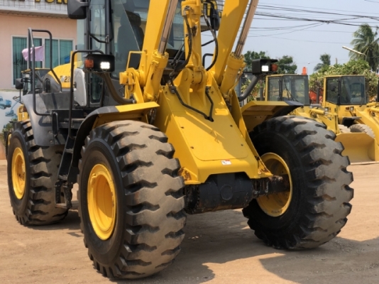 ขายรถตักล้อยาง HITACHI ZW220-5B (เทียบเท่า WA380-7) ปี 2016 นำเข้าจากญี่ปุ่น มีVDOการทำงานครับ