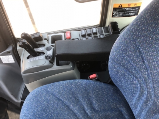 ขายรถตักล้อยาง HITACHI ZW220-5B (เทียบเท่า WA380-7) ปี 2016 นำเข้าจากญี่ปุ่น มีVDOการทำงานครับ