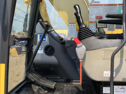 ขายรถขุด KOMATSU PC120-8 ปี 2011 นำเข้าจากญี่ปุ่น สภาพสวยพร้อมใช้งาน มีVDOการทำงานครับ