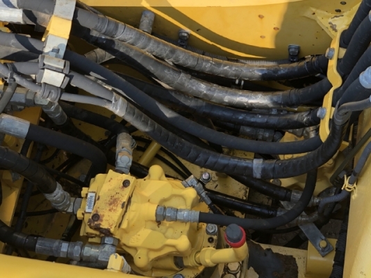 ขายรถขุด KOMATSU PC120-8 ปี 2011 นำเข้าจากญี่ปุ่น สภาพสวยพร้อมใช้งาน มีVDOการทำงานครับ