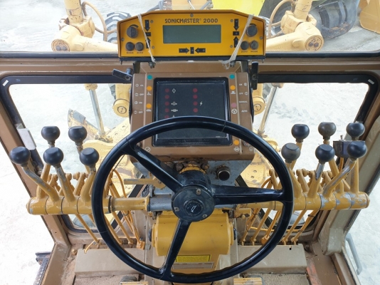 มาใหม่ ขายรถเกรด Caterpillar 140G นำเข้าจาก USA แท้ Serial 72V156xx เก๋งมีแอร์ มี Ripper หลัง สภาพสว