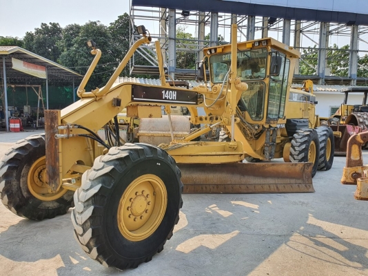 มาใหม่!! ขายรถเกรด Caterpillar 140H นำเข้าจาก USA แท้ 100\% Serial APM021xx สภาพสวย ไม่เคยใช้งานในไท
