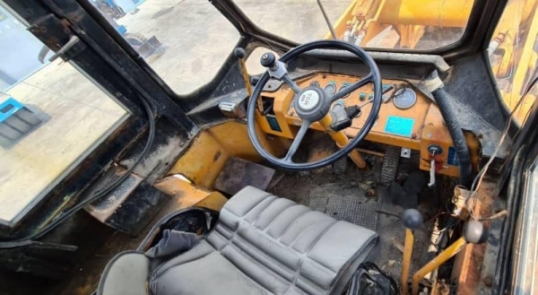 ขายด่วน245,000บาทรถตักTCM45HLเอวอ่อนขับ4ล้อรถนอกนำเข้าขนาดใหญ่ตัก2.5คิวยกสูง4เมตรเกียร์ทอร์คเครื่องดีเซลอีซูซู6สูบปั้มแรงเทียบเท่าโคมัสซูWA200รถเพื่งนำเข้ามาสถาพดียังไม่เคยใช้ในไทยเลยการันตีใช้ดีจริงๆขายราคาถูก โทร081-989-1989 หรั่งครับ ขายด่วน245,000บาทรถตักTCM45HLเอวอ่อนขับ4ล้อรถนอกนำเข้าขนาดใหญ่ตัก2.5คิวยกสูง4เมตรเกียร์ทอร์คเครื่องดีเซลอีซูซู6สูบปั้มแรงเทียบเท่าโคมัสซูWA200รถเพื่งนำเข้ามาสถาพดียังไม่เคยใช้ในไทยเลยการันตีใช้ดีจริงๆขายราคาถูก โทร081-989-1989 หรั่งครับ