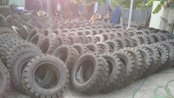 ขายยางลม รถยกโฟล์คลิฟท์ ขนาด 600-15 ,28&times;9-15 , 700-12 ,650-10,600-9 ยางญี่ปุ่น หรือ ไต้หวัน ค่ะ 0844591695 เหมี๋ยวค่ะ