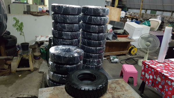 ขายยางลม รถยกโฟล์คลิฟท์ ขนาด 600-15 ,28&times;9-15 , 700-12 ,650-10,600-9 ยางญี่ปุ่น หรือ ไต้หวัน ค่ะ 0844591695 เหมี๋ยวค่ะ