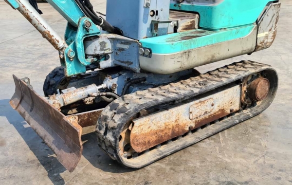 ขายด่วน145,000บาทรถแบคโฮโกเบโก้SK07คอลโทลสั้นน้ำมันปั้มนี้วเทียบเท่าPC10ขึ้นท้ายกะบะได้รถนอกสถาพดีพร้อมใช้เพิ่งนำเข้ามายังไม่เคยใช้งานในไทยเลยเครื่องยันมา2สูบเครื่องดีปั้มเเรงบูมอาร์มดีโซ้สวยช่างล่างดีรถสวยไฟฟ้าเต็มเร็วแรงไม่โหลดพร้อมใช้สีเดิมๆ สนใจโทร 08