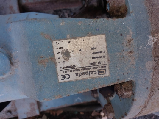 Cooling Tower 150 ตัน พร้อมระบบปั๊มน้ำ 1 ชุด 60,000 บาท