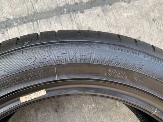 ยางป้ายแดง 235-50-18 Goodyear ปี 20 ดอกหนานิ่ม เต็มๆ ตุ่มชัด