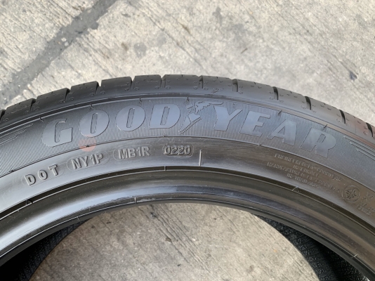 ยางป้ายแดง 235-50-18 Goodyear ปี 20 ดอกหนานิ่ม เต็มๆ ตุ่มชัด