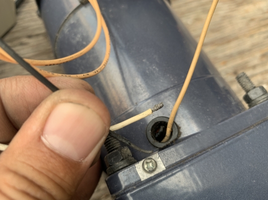 ขายมอเตอร์เกียร์ SPG 60W 220Vไฟบ้าน made in Korea พร้อมชุดปรับรอบ อุปกรณ์ครบ สภาพสวยใหม่มาก หมุนนิ่ม พร้อมใช้งาน มี 2ชุดครับ(สายขาดจากการขนย้าย 1ชุดครับ) ราคา 1,800 บาท กับ 1,000 บาท