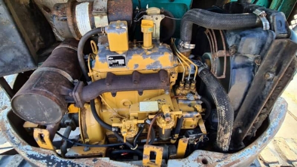 ขายด่วนราคาพิเศษ195,000บาท รถแบคโฮ   KOMATSU  PC38UR เทียบเท่าPC40-6  รุ่นยอดนิยมเครื่องโคมัสซู3D95L เครื่องดีปั่มแรง รถนอกเพิ่งนำเข้ามาใหม่ยังไม่เคยใช้งานในเมืองไทย เอวแน่นพร้อมใช้บูมอาร์มสวยช่างล่างดีรถสวยเร็วแรงไม่โหลดพร้อมใช้สีเดิมๆ081-989-1989หรั่งคร