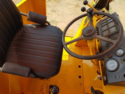 รถตักKOMATSU510 รถคันนี้เก่าญี่ปุ่น สุดยอดรถตักในตำนาน เครื่องยนต์ โคมัสสุ 4D105 ระบบส่งกำลังด้วยทอร