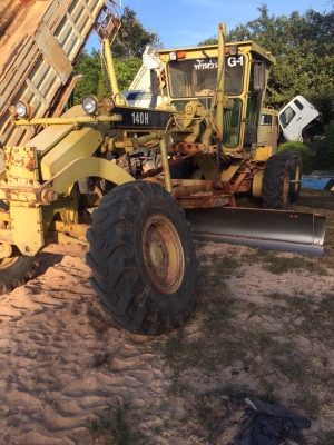 ขายรถเกรด 140H2ZK สภาพพร้อมไช้เอกสารทะเบียน ขายรถเกรด 140H2ZK สภาพพร้อมไช้เอกสารทะเบียน