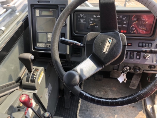 ขายรถเครน TADANO TR100M-1 (ขนาด 10 ตัน) ปี 1998 นำเข้าเองจากญี่ปุ่น สภาพสวยพร้อมใช้งาน มีVDOการทำงาน