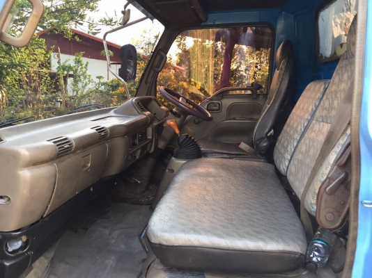 ขาย 6 ล้อIsuzu.รถห้างแท้ NQRยาว5.5เมตร รุ่นพิเศษคัสซีใหญ่ตลอดเส้้น