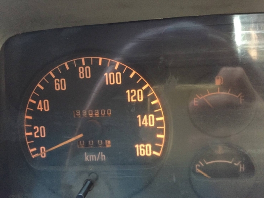 ขาย 6 ล้อIsuzu.รถห้างแท้ NQRยาว5.5เมตร รุ่นพิเศษคัสซีใหญ่ตลอดเส้้น