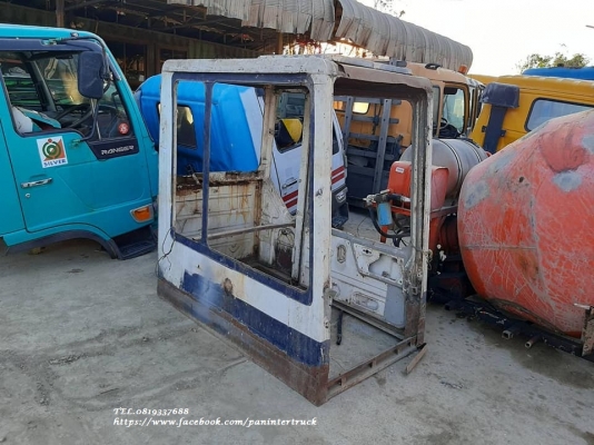 FROM JAPAN ขายถูกด่วนๆ หัวเก๋งรถขุด /CABIN FOR EXCAVATOR PC200 -3 , 5 / PC120 -3 , 5 / PC60 -5 , 6